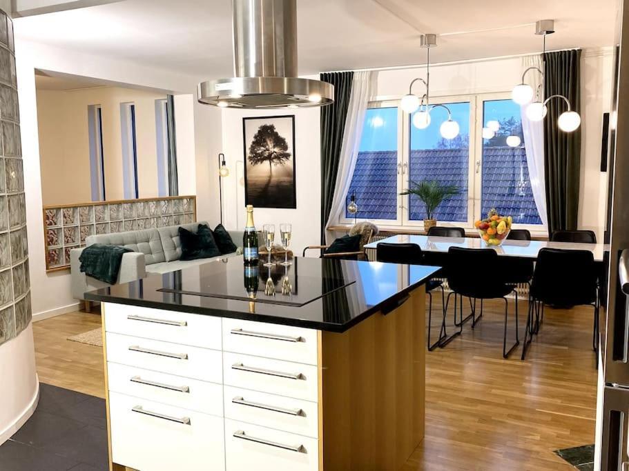 Aekta Studio Apartments Гьотеборг Екстериор снимка